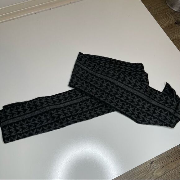 Michael Kors Black on Gray Super Soft Women's Scarf - Picture 2 of 5